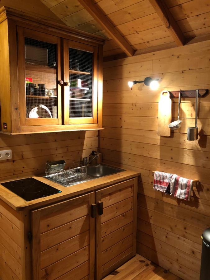 La Cabane à l'Orée des Bornes Évires Exterior foto